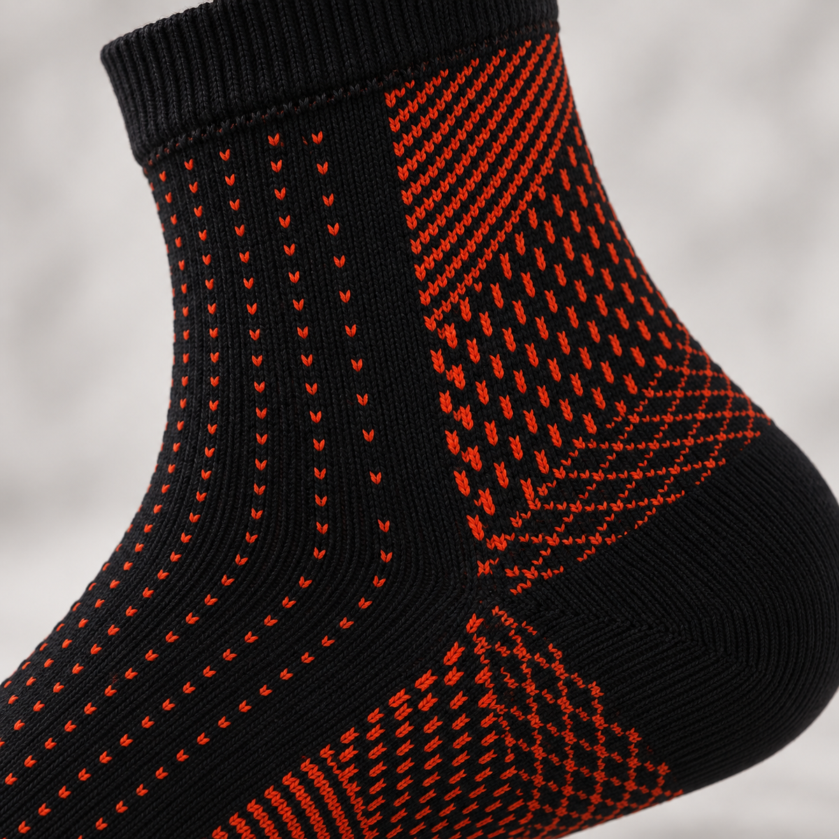 Everyday Comfort Socks (Set of 4 Pairs) - close-up material and sole detail | OrthoKicks